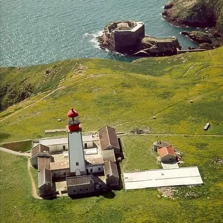 Ti Neves - Daire Peniche